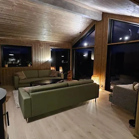 Fjellhytte Med Panoramautsikt Pa Liaasen I Valdres Reinli