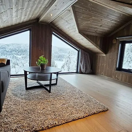 Fjellhytte Med Panoramautsikt Pa Liaasen I Valdres Reinli